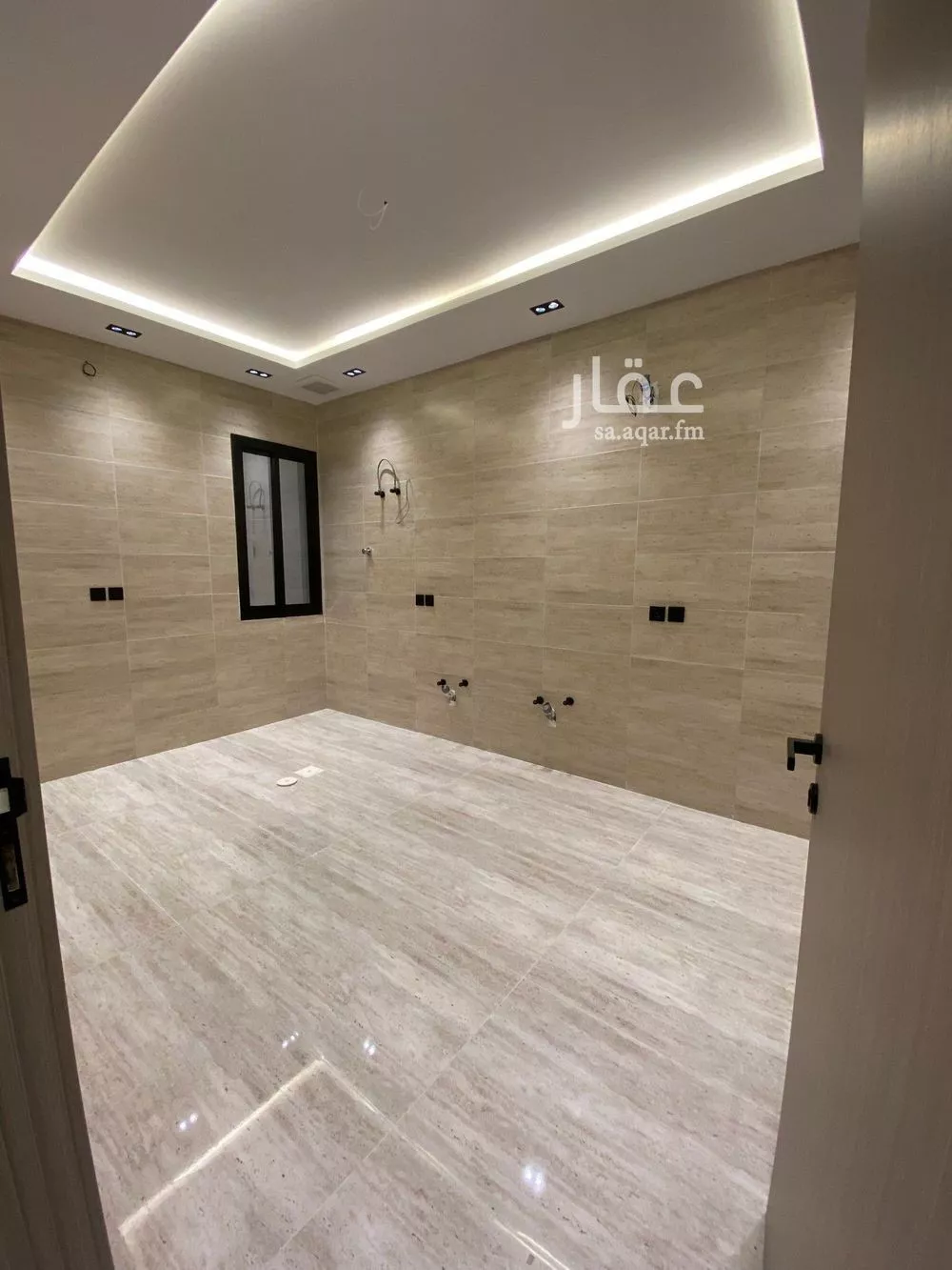 6 bedroom villa in King Fahd 4