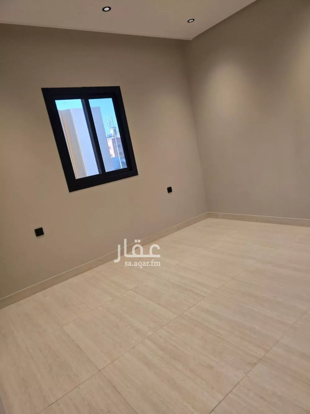 شقة 5 غرف في الصفا 19