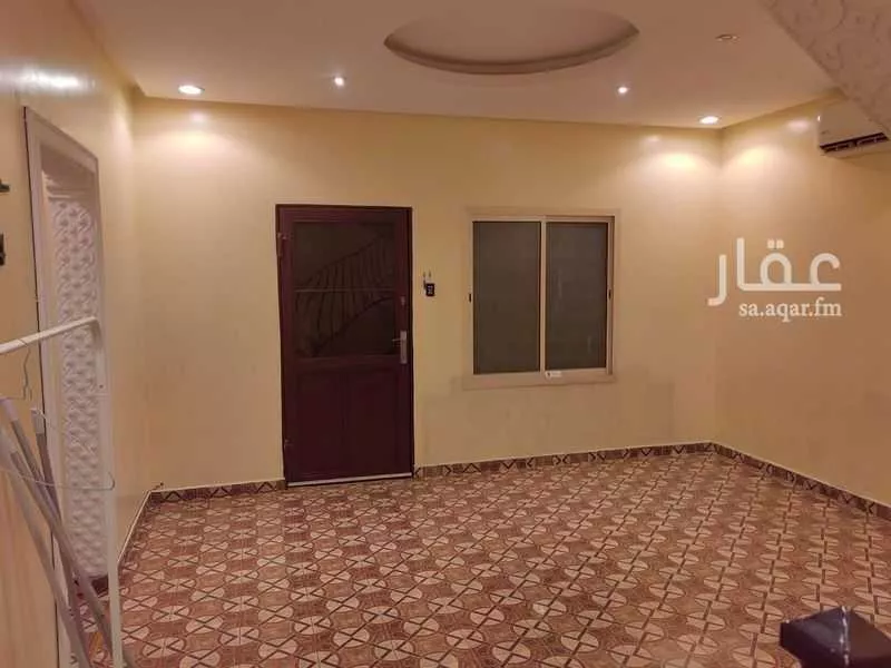شقة 4 غرف في الشفا 3