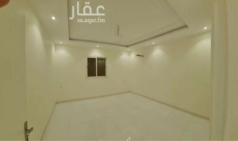 شقة 5 غرف في الواحة 7