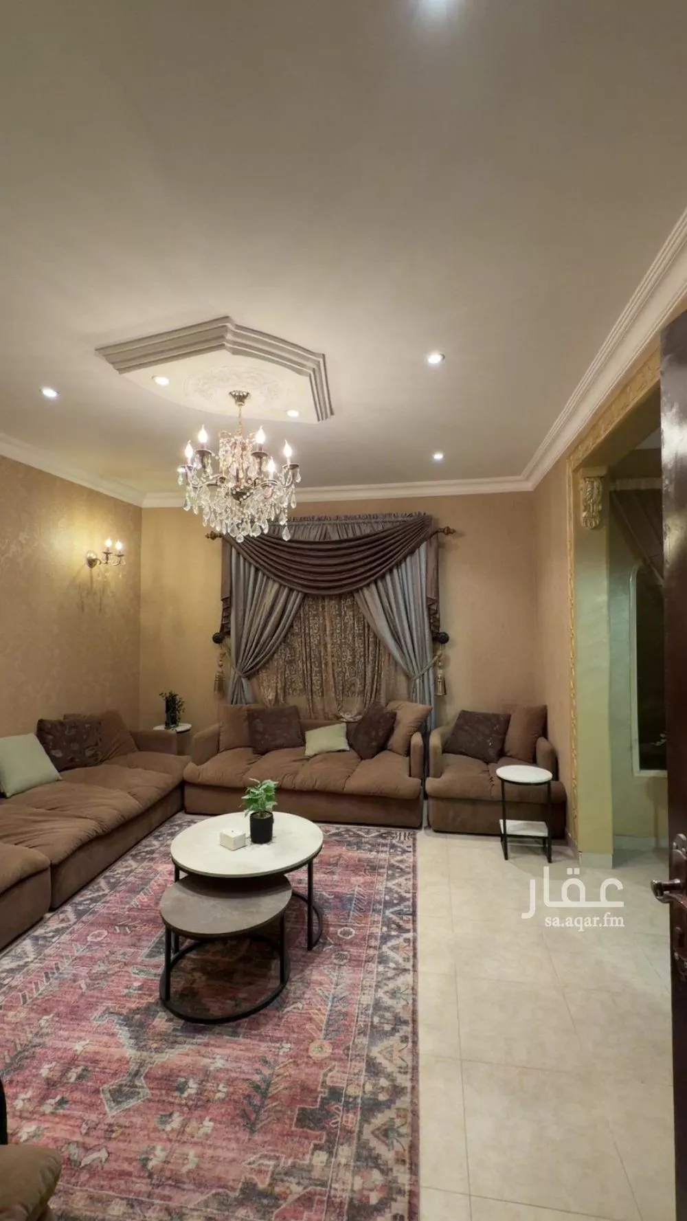 4 bedroom floor in Al Yasmin 2