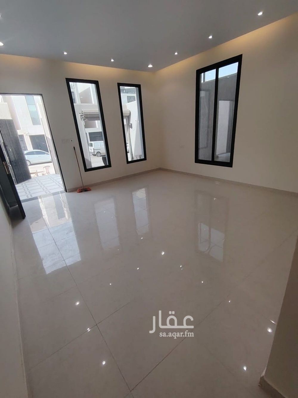 فيلا 4 غرف في الشرق، الرياض 4