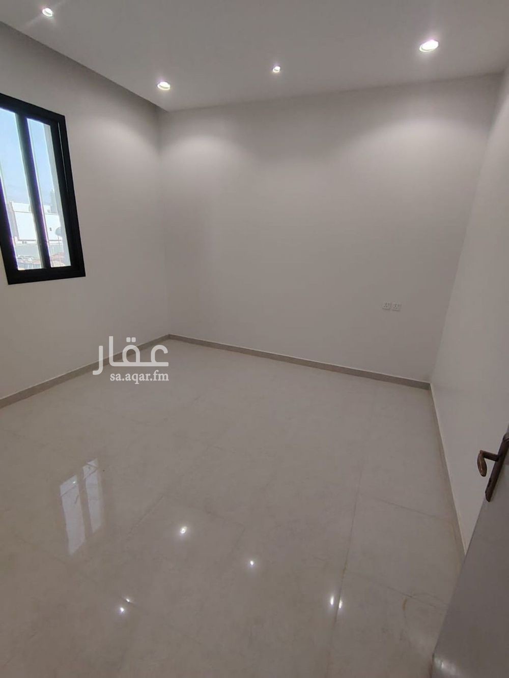 فيلا 4 غرف في الشرق، الرياض 5