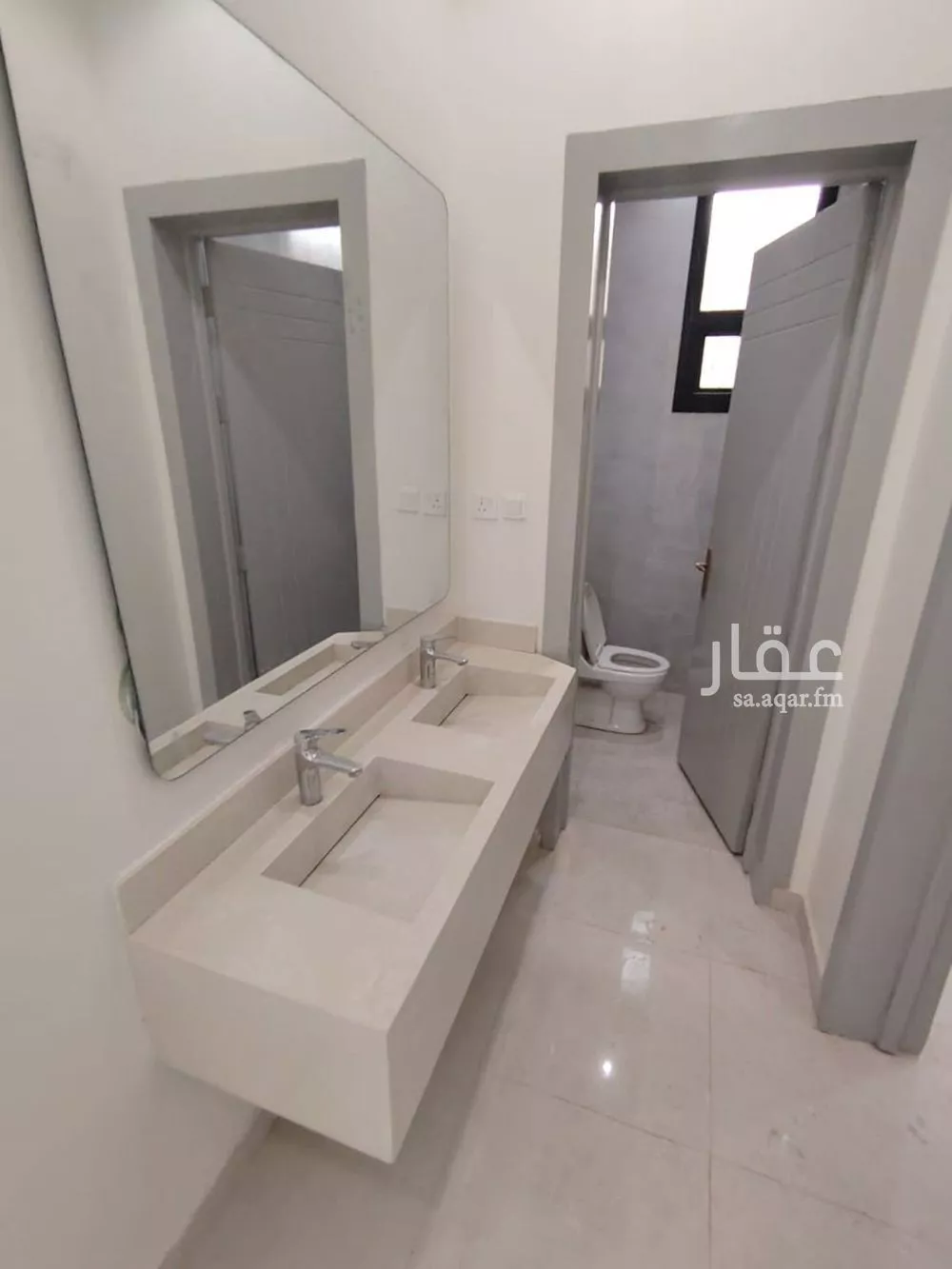 فيلا 10 غرف في الشرق 3