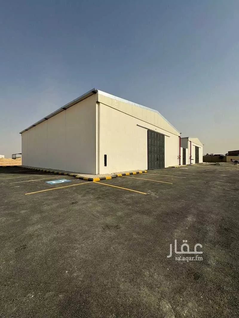 750 sqm warehouse in Riyadh 2