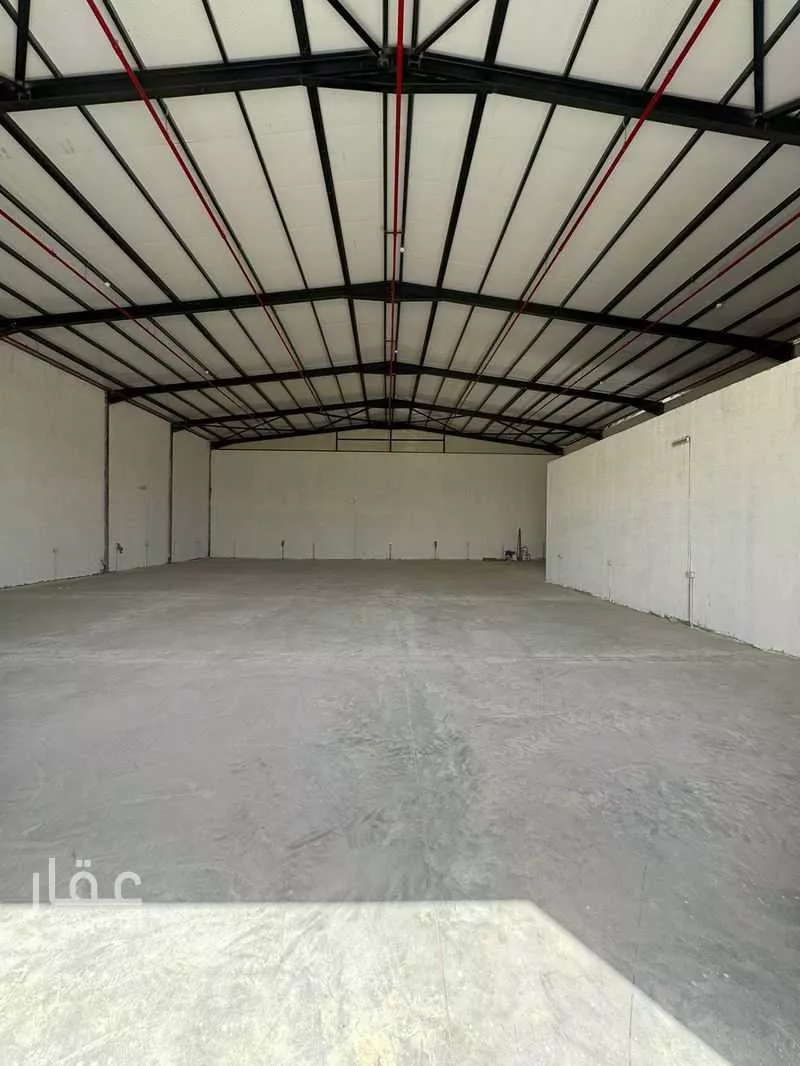 750 sqm warehouse in Riyadh 4