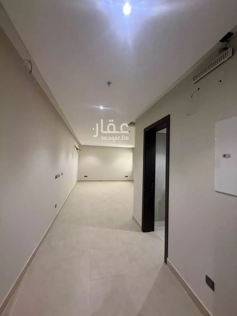 عمارة 3870 م² في السعادة 12