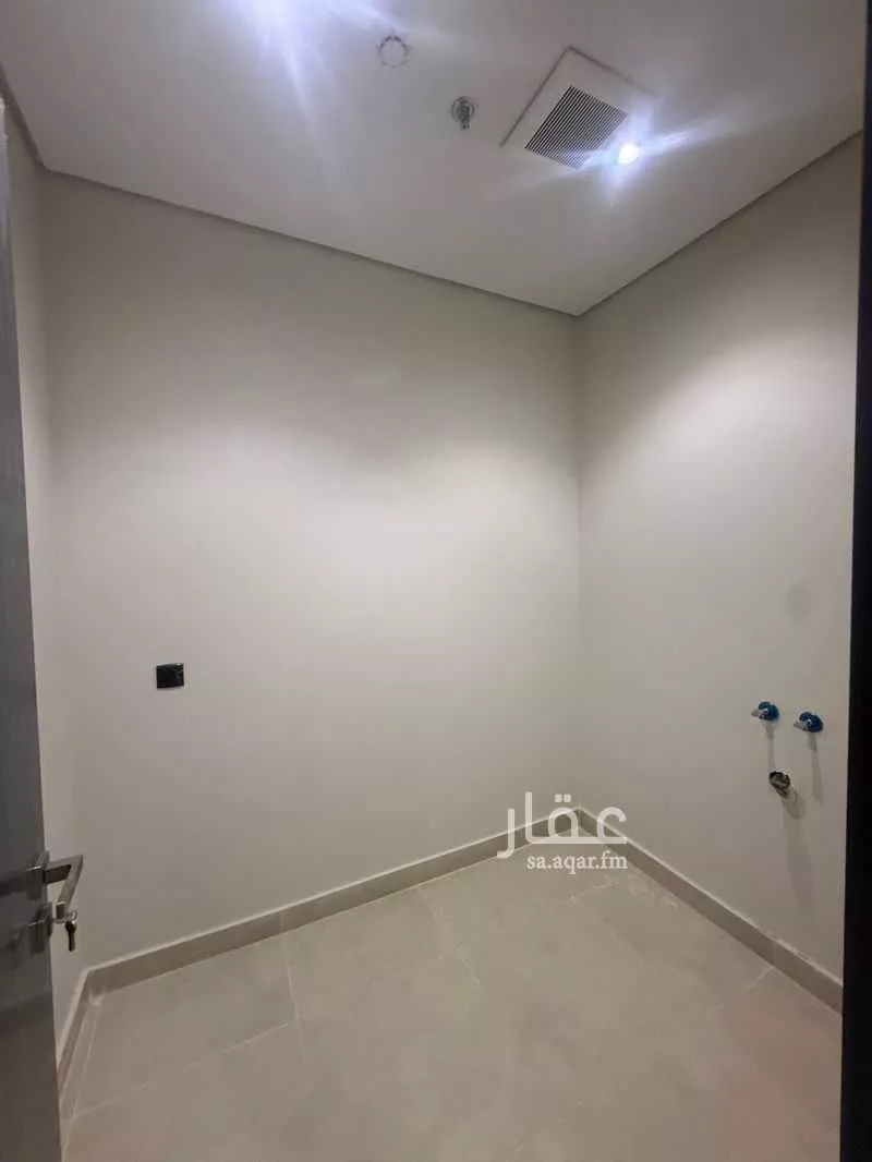 عمارة 3870 م² في السعادة 13