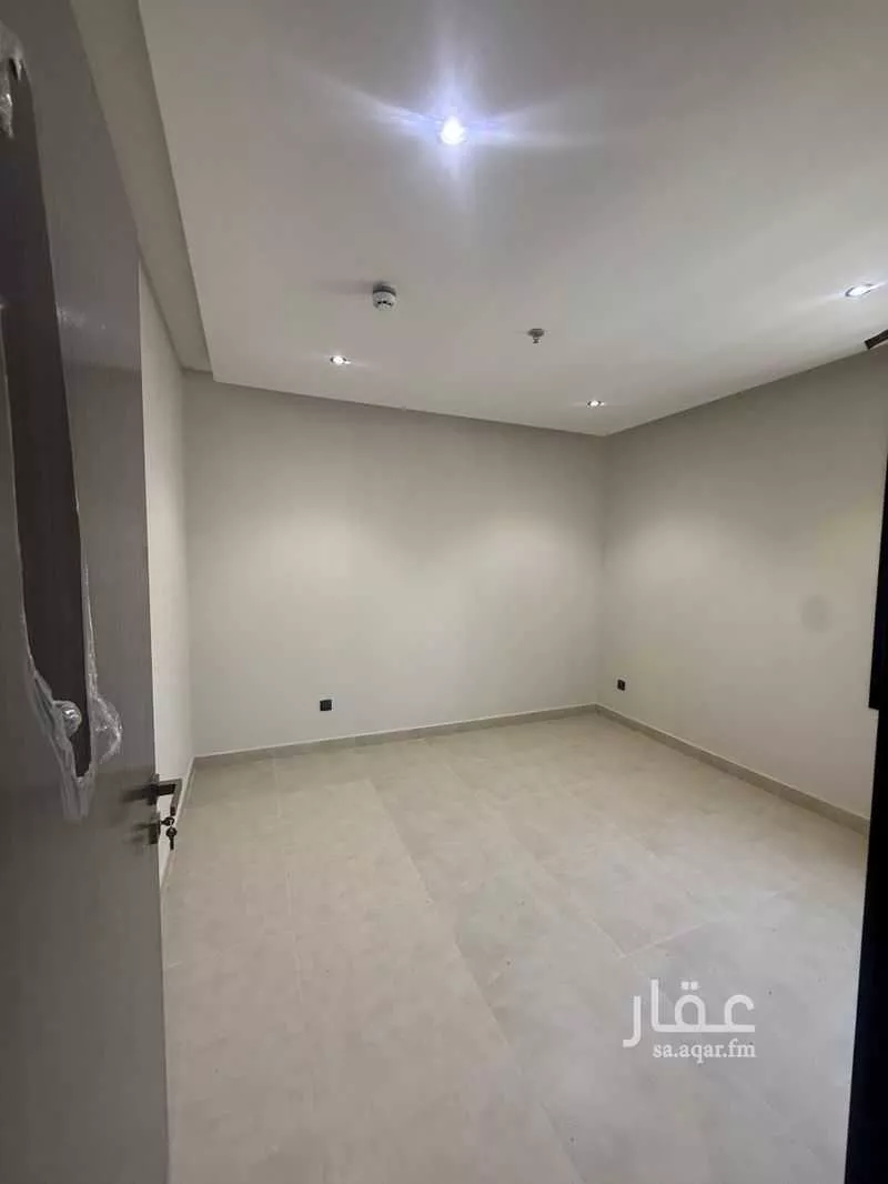 عمارة 3870 م² في السعادة 20