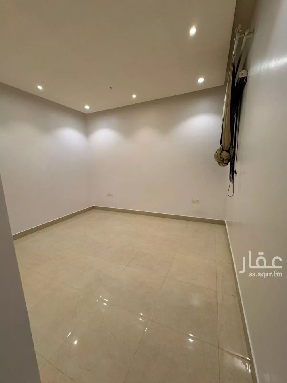 شقة 3 غرف في العارض 8