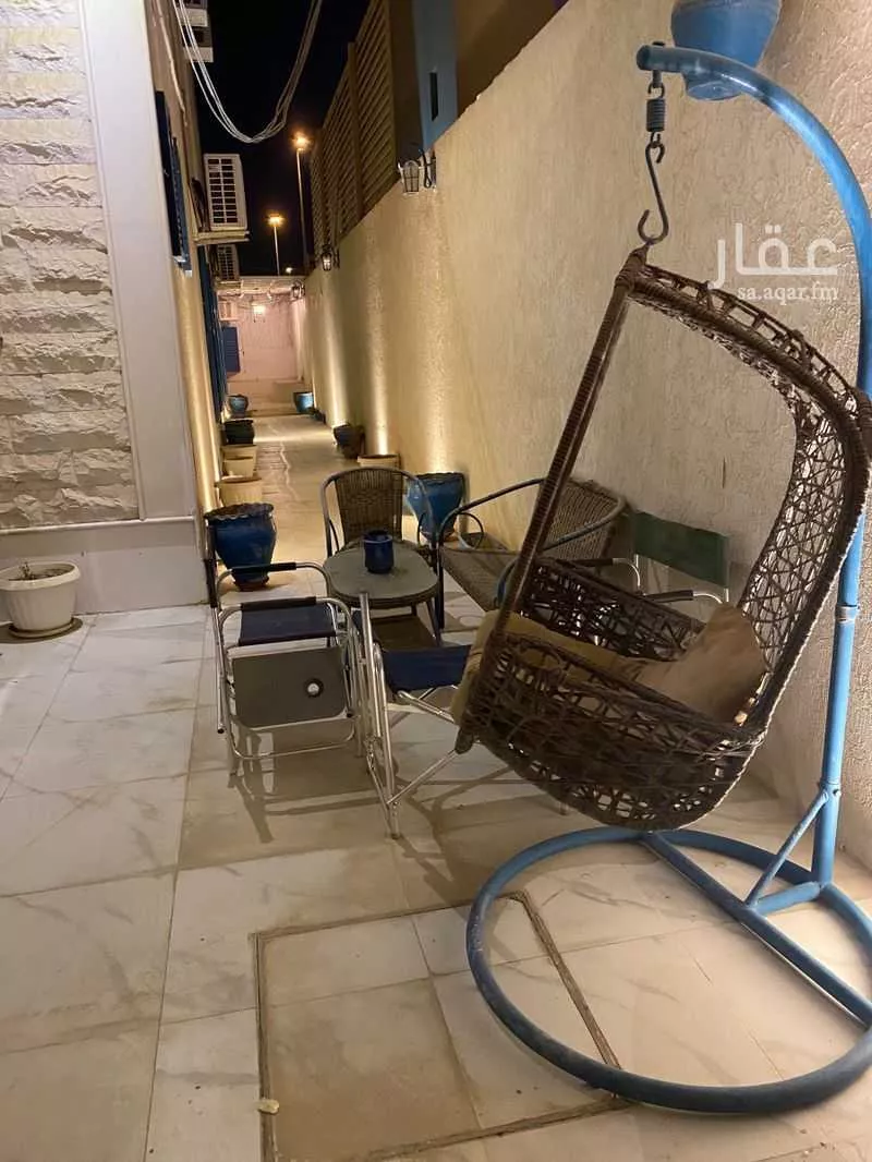 فيلا 4 غرف في النرجس 2