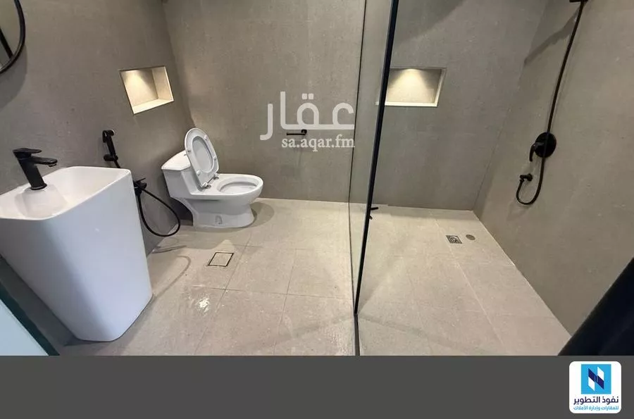 3 bedroom apartment in Qurtubah 10