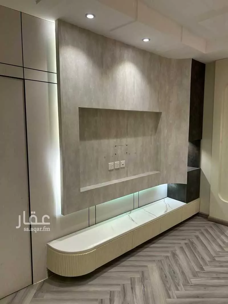 عمارة 625 م² في الحمراء و ام الجود 21