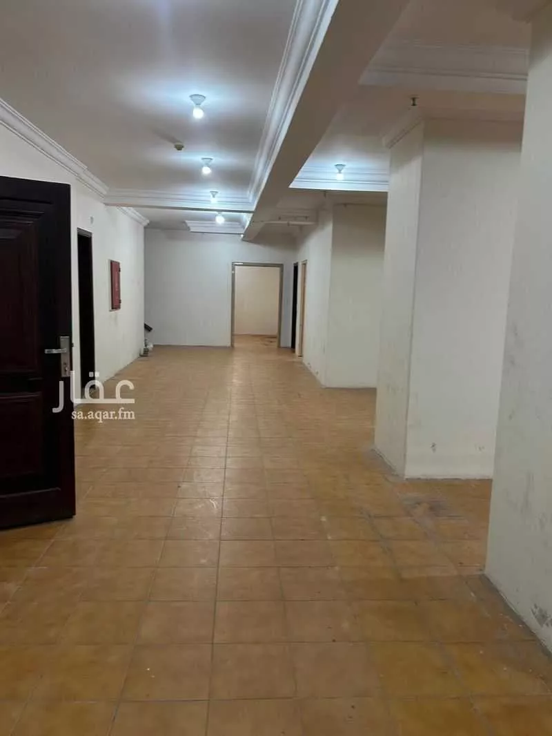 عمارة 625 م² في الحمراء و ام الجود 28