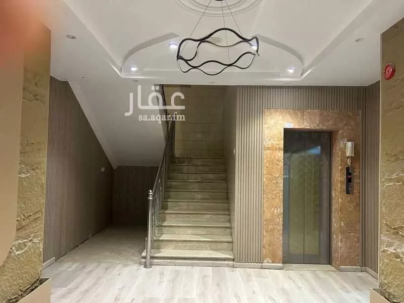 عمارة 625 م² في الحمراء و ام الجود 7