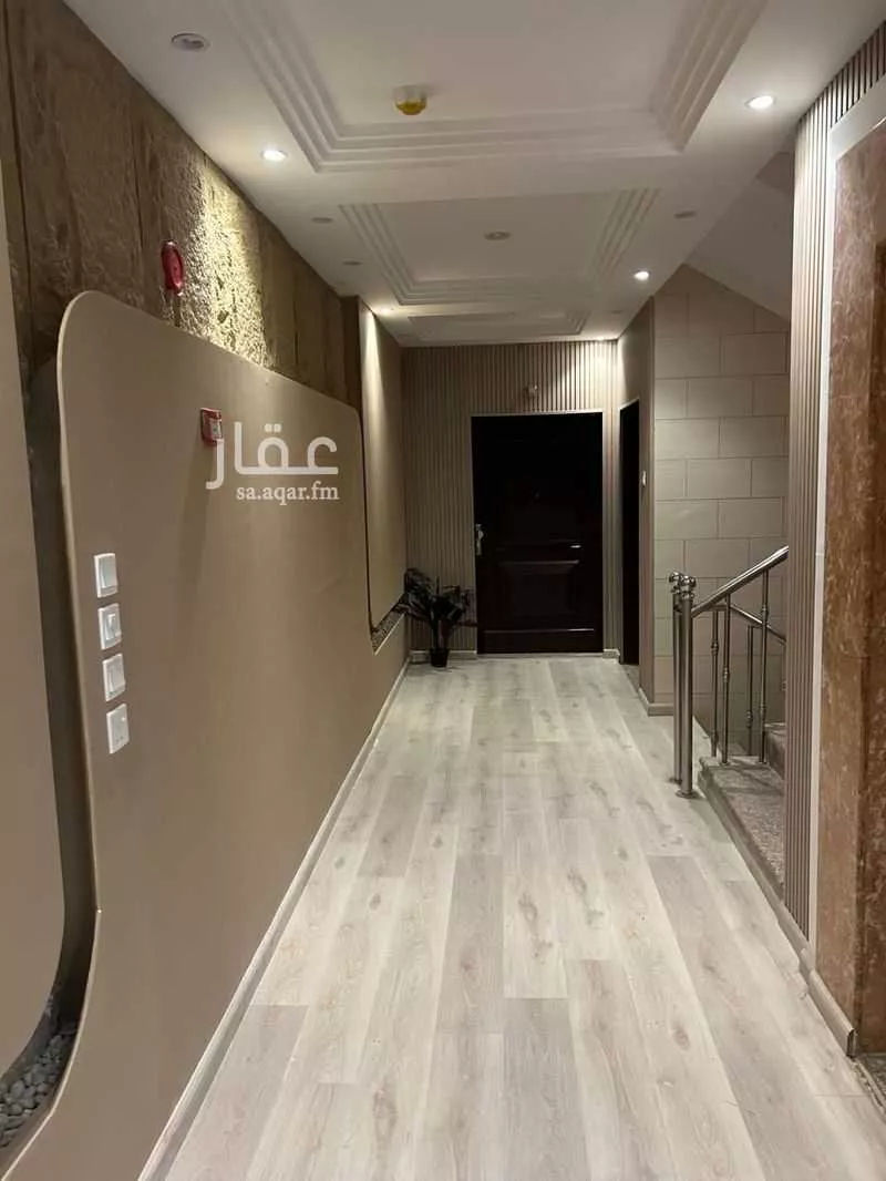 عمارة 625 م² في الحمراء و ام الجود 8