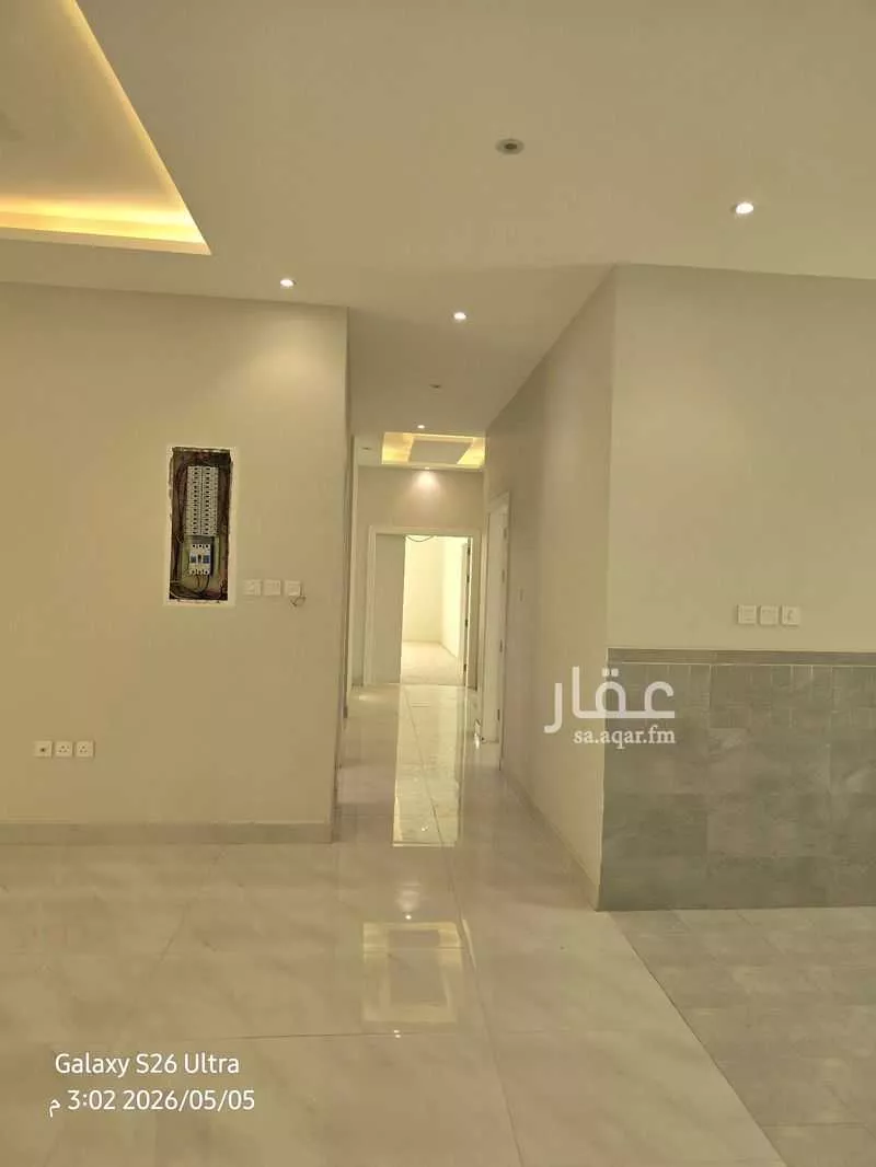 شقة 8 غرف في العارض 13