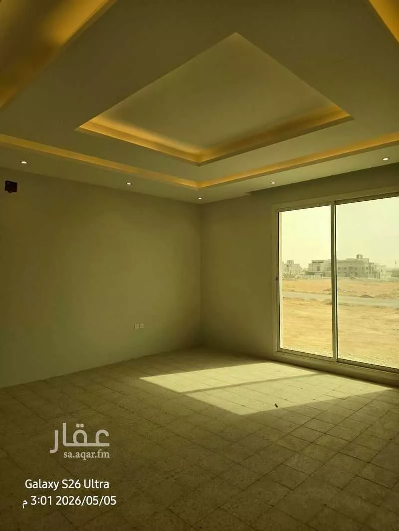 شقة 8 غرف في العارض 3