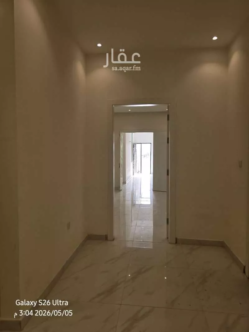 شقة 8 غرف في العارض 4