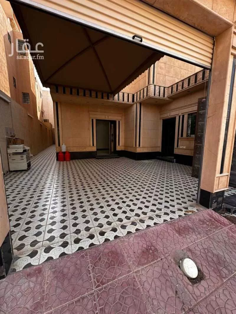 18 bedroom villa in Al Rimal 10
