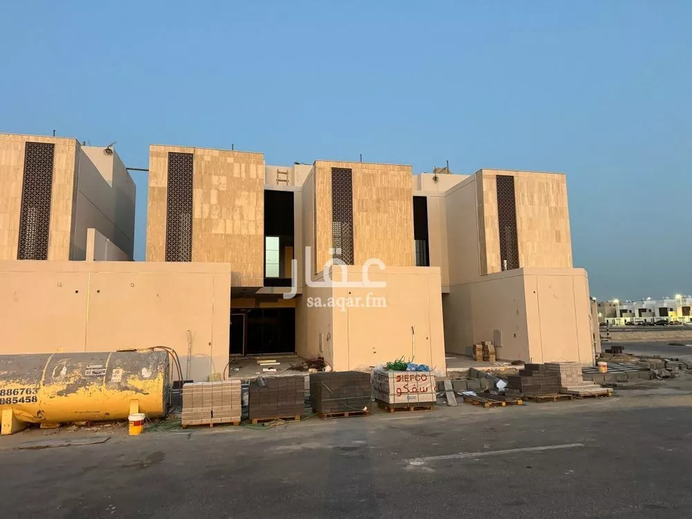 6 bedroom villa in Al Sufun, Eastern Province 11