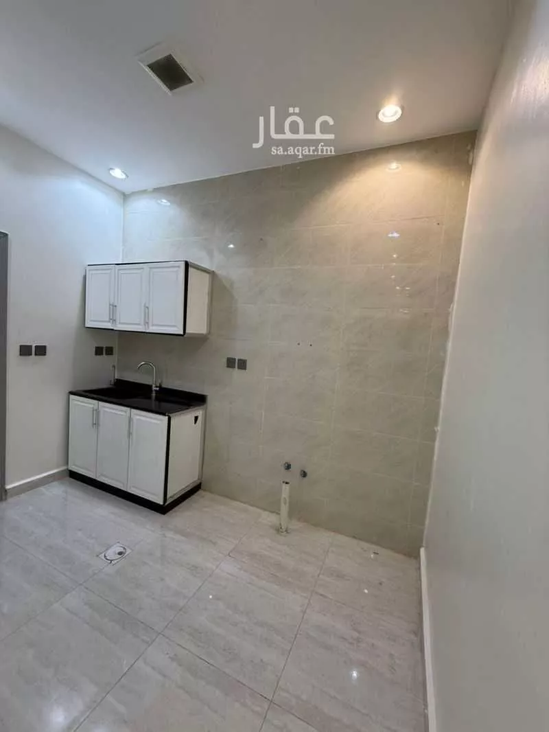 1 bedroom apartment in Al Rabwa 3