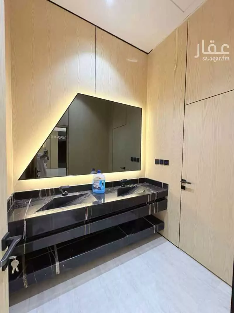 فيلا 8 غرف في المهدية 7