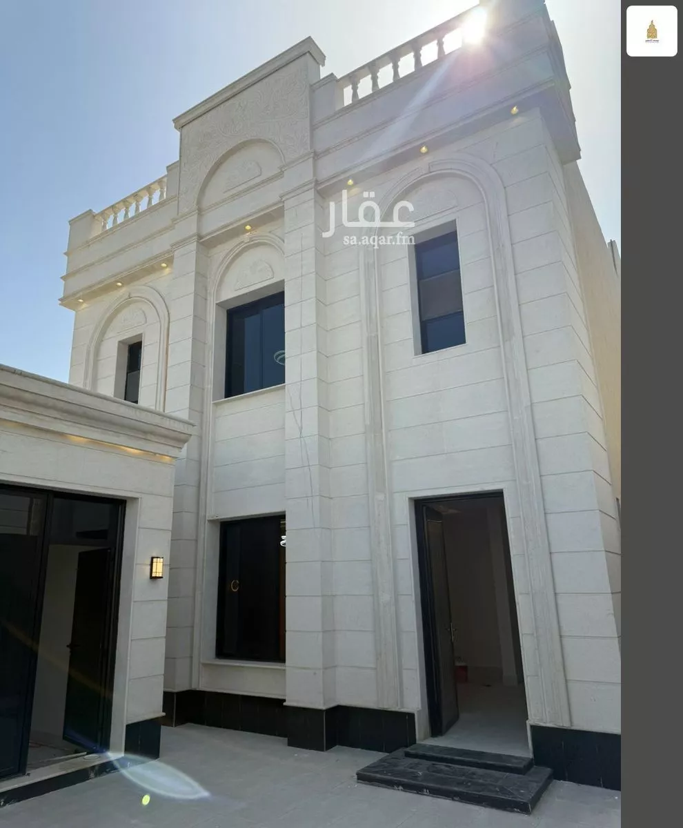 فيلا 6 غرف في الأمواج 10
