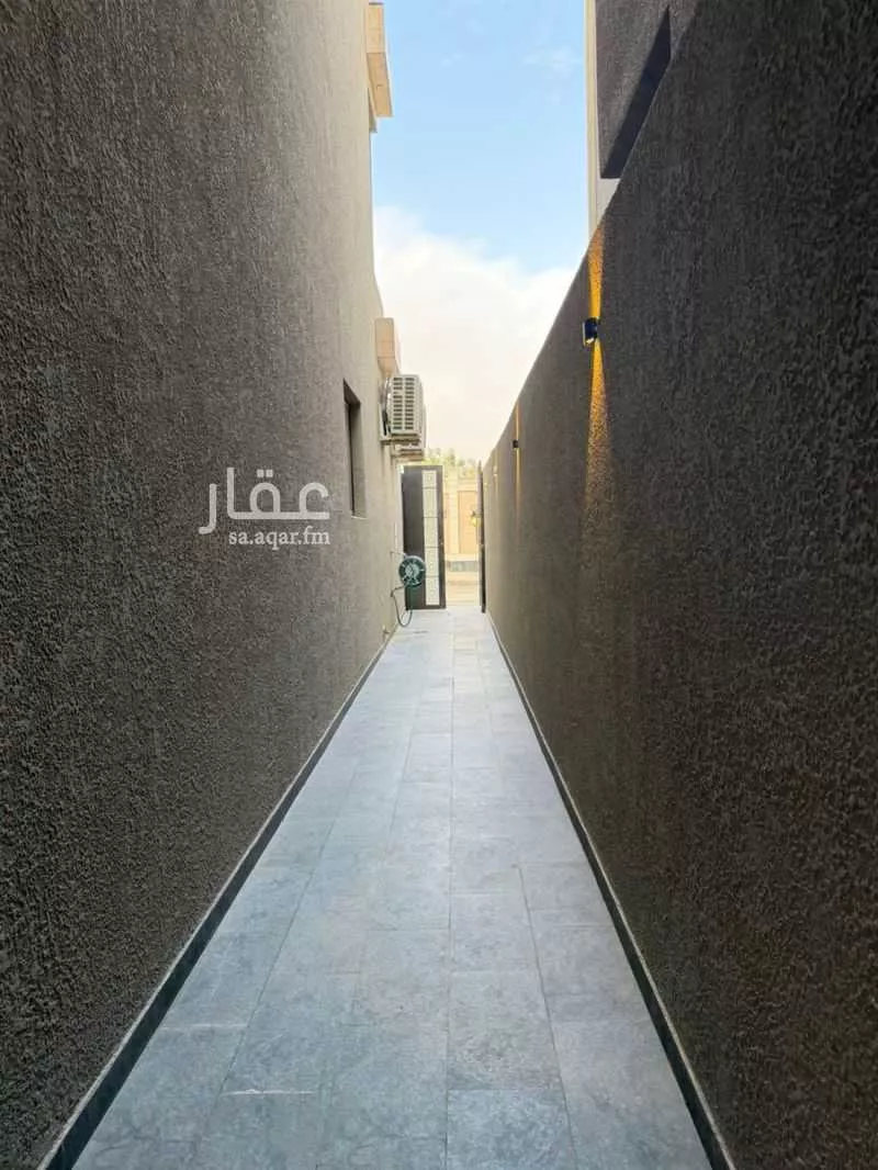 شقة 5 غرف في العارض 2