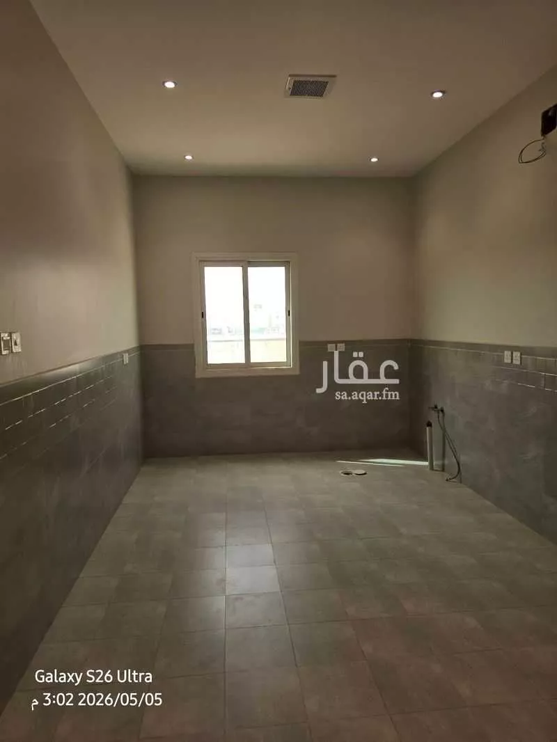 شقة 8 غرف في العارض 17