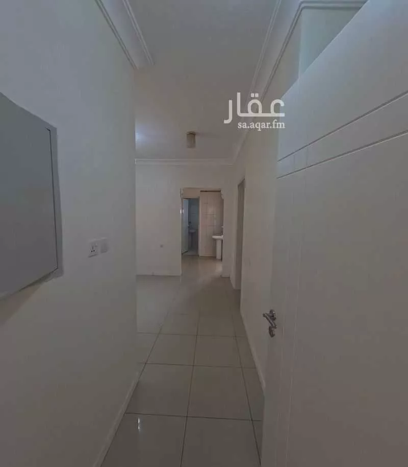 شقة 3 غرف في العزيزية 3