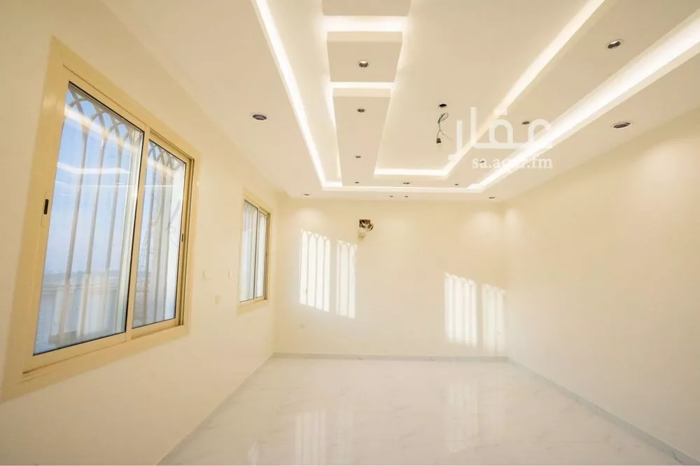 6 bedroom villa in As Sawari 3