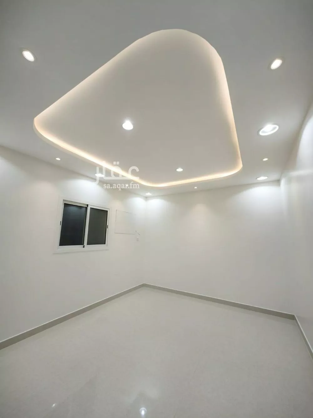 5 bedroom floor in Okaz 5