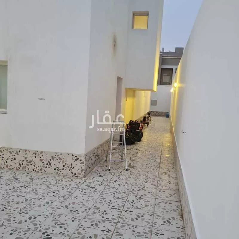7 bedroom villa in Al Yasmin 4