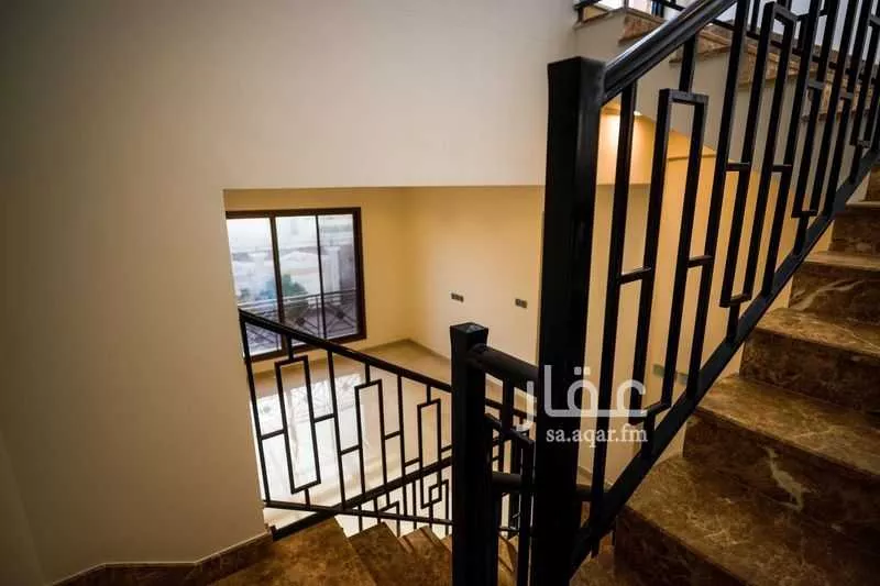 4 bedroom villa in Al Buhairah 12
