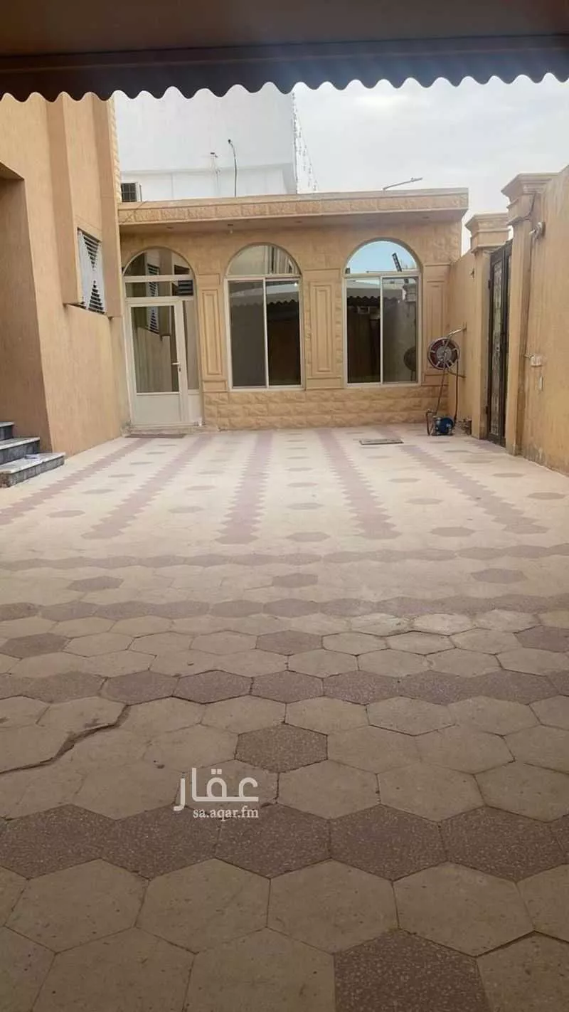 8 bedroom villa in Al Rawabi, Riyadh 5