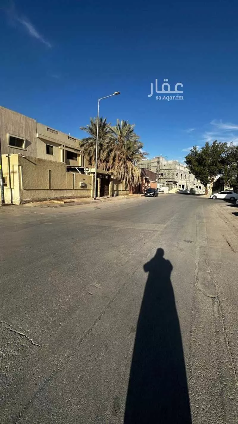 فيلا 15 غرف في الملز 6