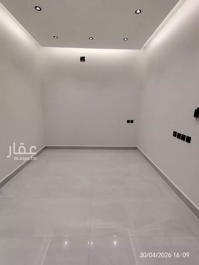 شقة 4 غرف في العريجاء الغربية 2