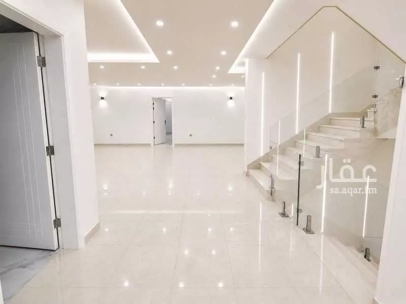 فيلا 6 غرف في المطار 7