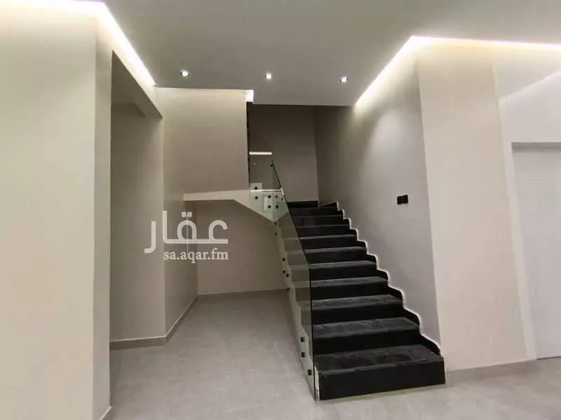 فيلا 5 غرف في الجنادرية 2