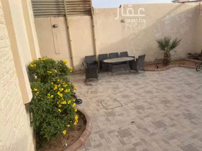 فيلا 6 غرف في الفاروق 2