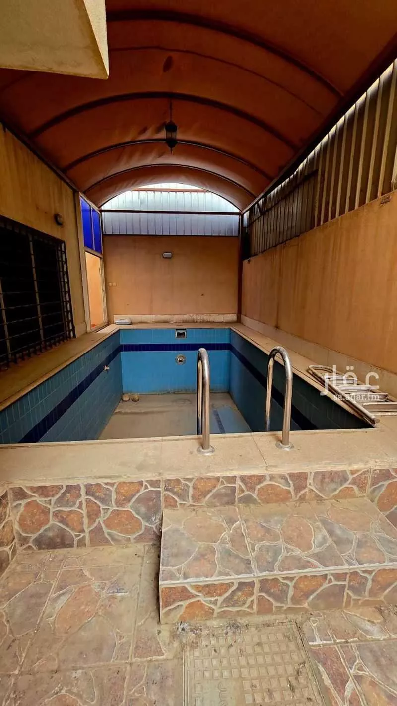 7 bedroom villa in Al Nahda 11