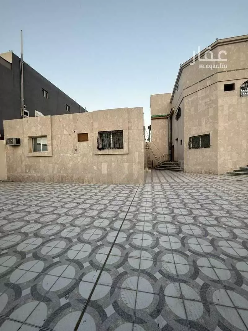 فيلا 12 غرف في المبعوث 2