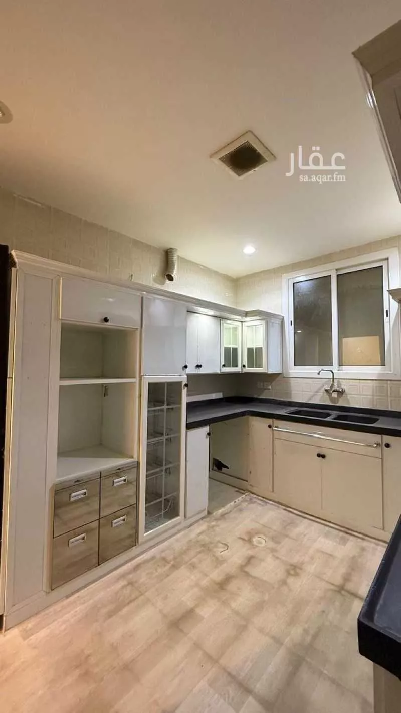4 bedroom floor in Al Qairawan 5