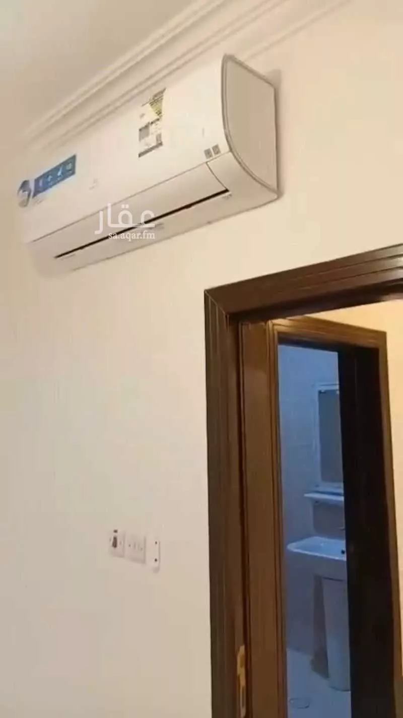 شقة 4 غرف في الملقا 2