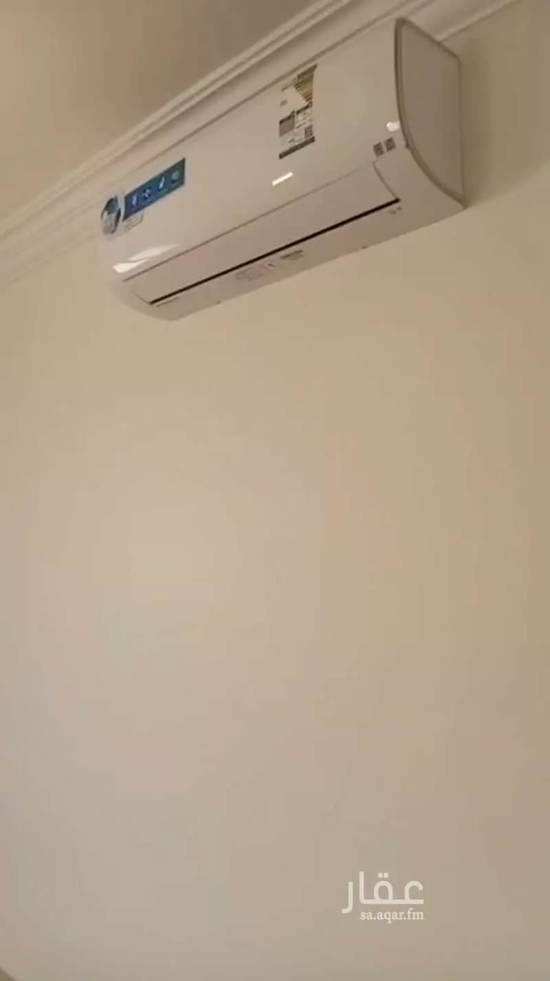 شقة 4 غرف في الملقا 4