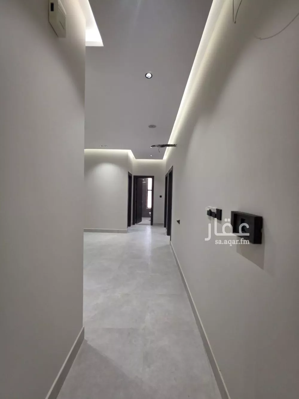 4 bedroom apartment in Al Rawdah 6