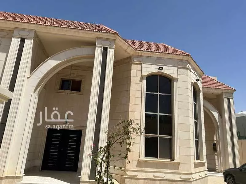 فيلا 7 غرف في الفلاح 2