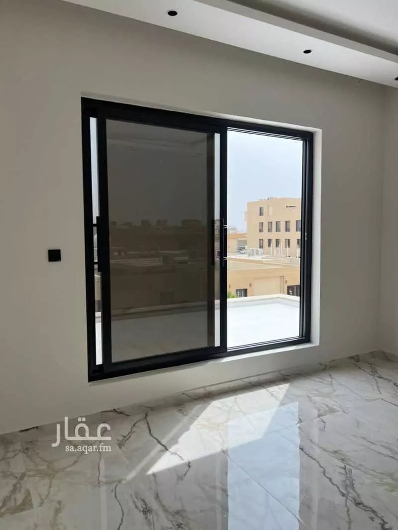 دور 3 غرف في العارض 7