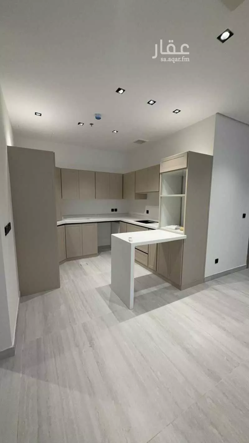 3 bedroom apartment in Al Qadisiyah 7